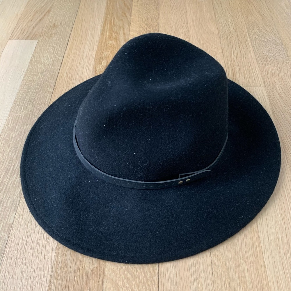 Felt rancher hat